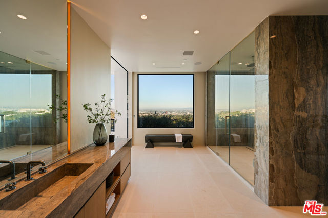 MLS #25570957 image #28