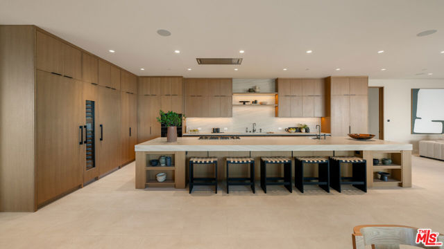 MLS #25570957 image #8