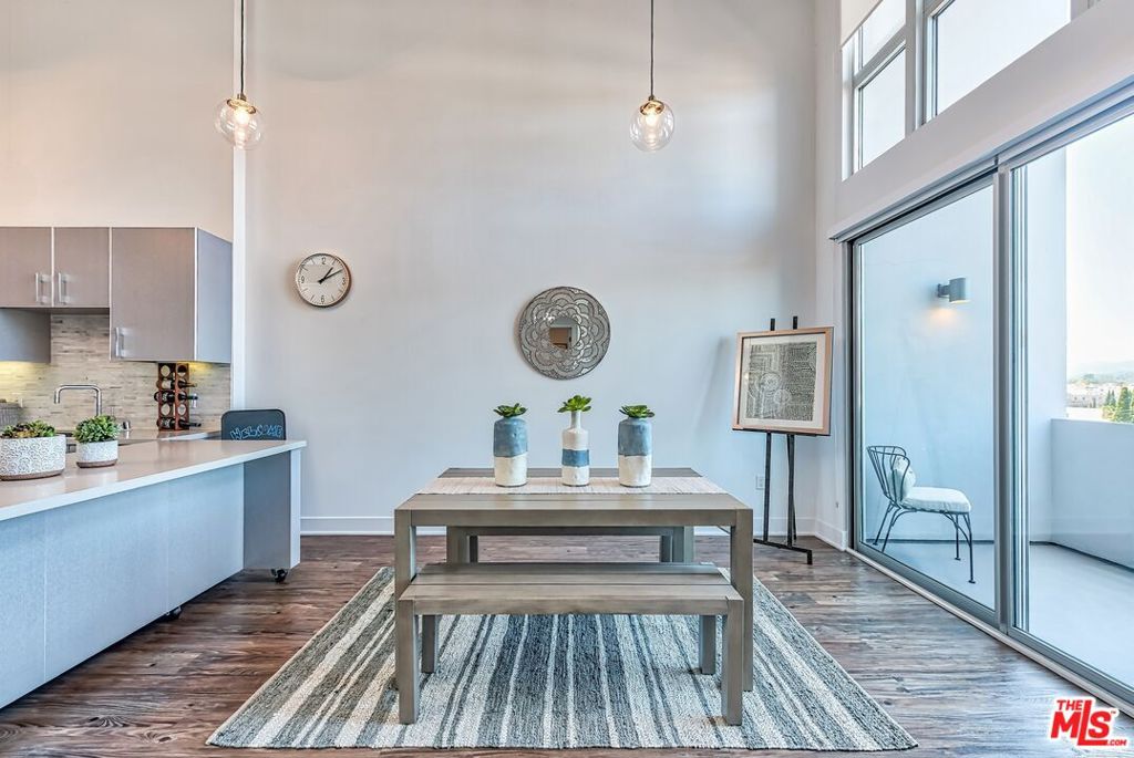 MLS #25571147 image #2