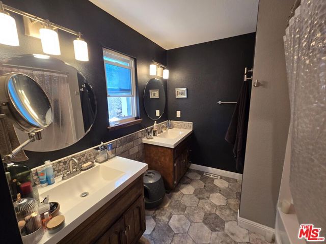 MLS #25571721 image #18