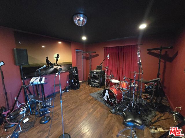 MLS #25571721 image #22
