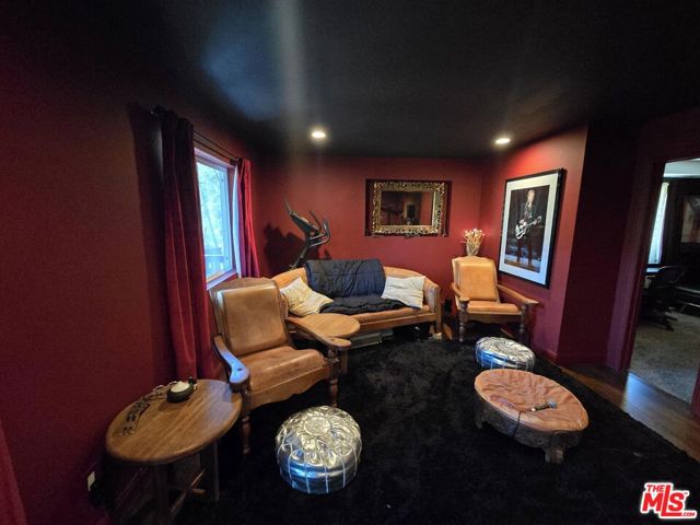 MLS #25571721 image #23