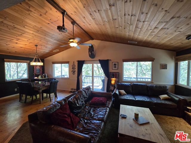 MLS #25571721 image #9