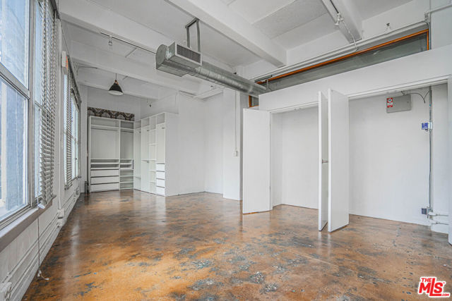 MLS #25571799 image #24