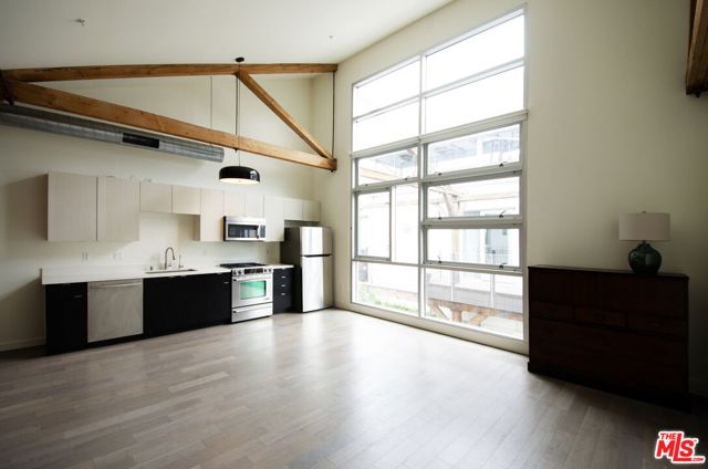 MLS #25572211 image #1