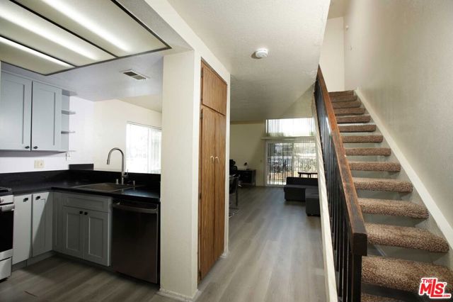 MLS #25572403 image #9