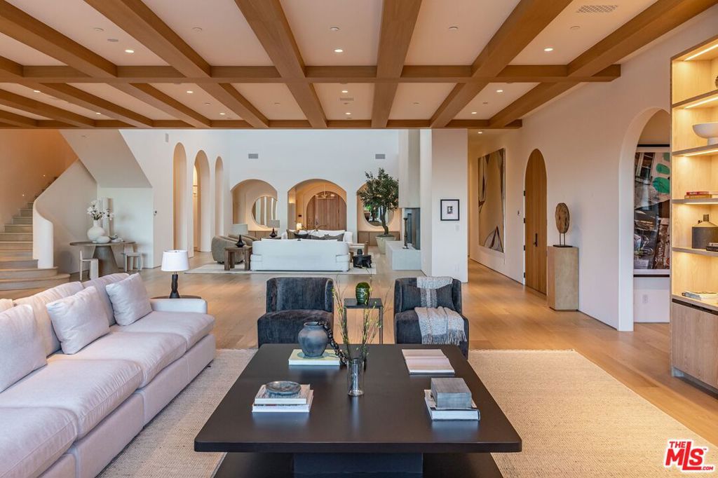 MLS #25572405 image #20