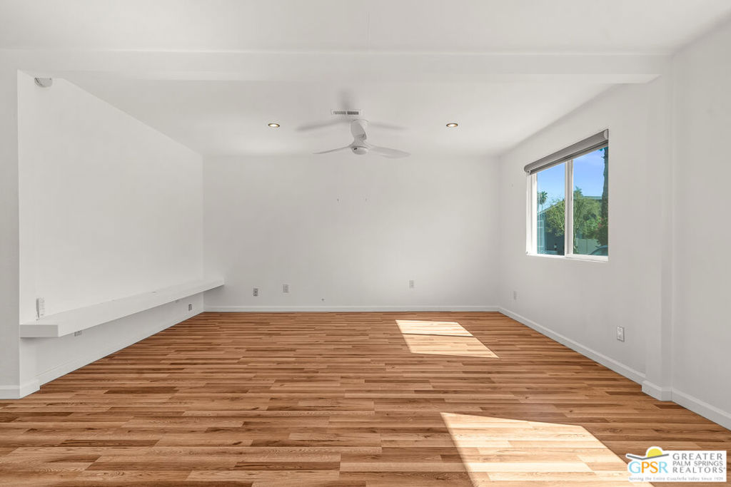 MLS #25572617PS image #11