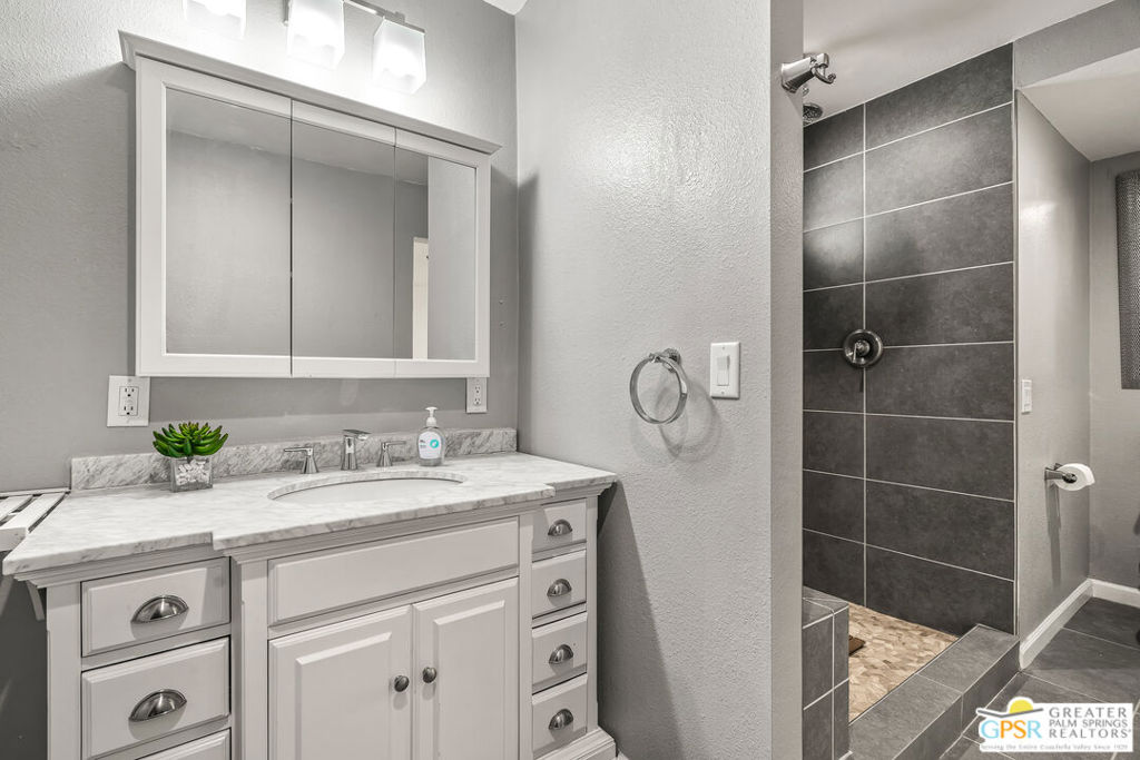 MLS #25572617PS image #30