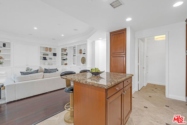 MLS #25573013 image #15