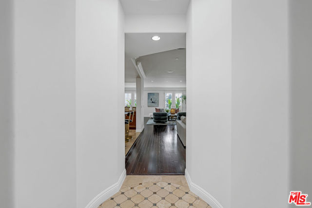 MLS #25573013 image #5