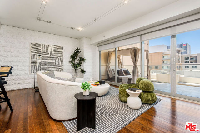 MLS #25573551 image #2