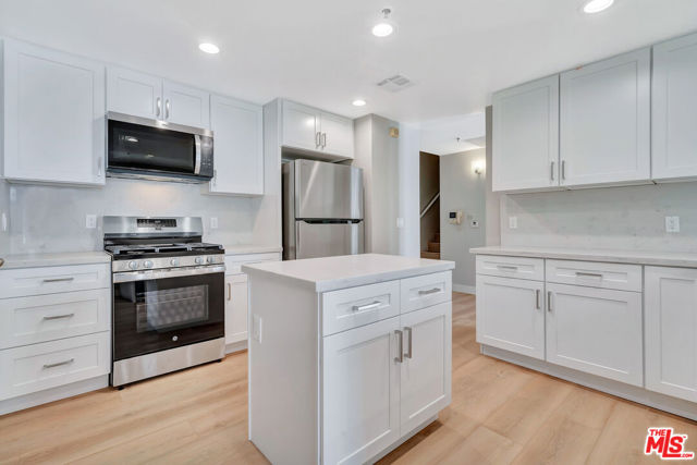 MLS #25575013 image #20