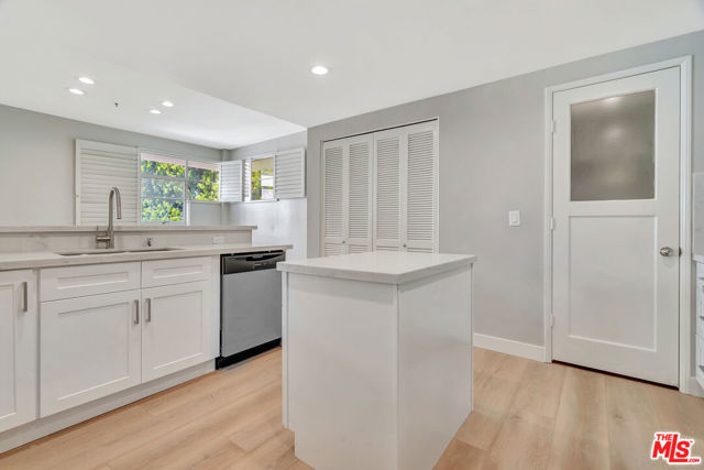 MLS #25575013 image #24