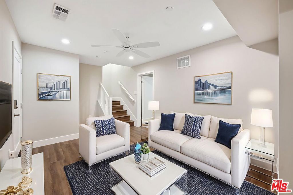 MLS #25575033 image #1