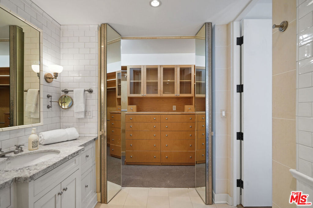 MLS #25575097 image #17