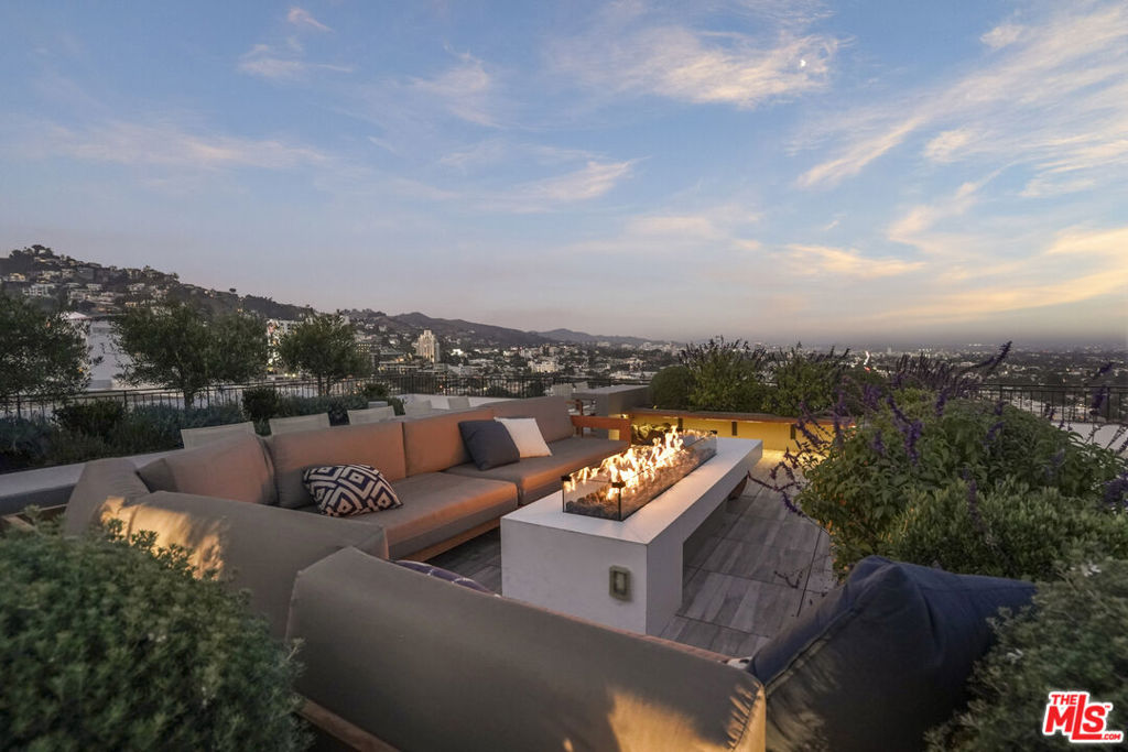 MLS #25575097 image #24