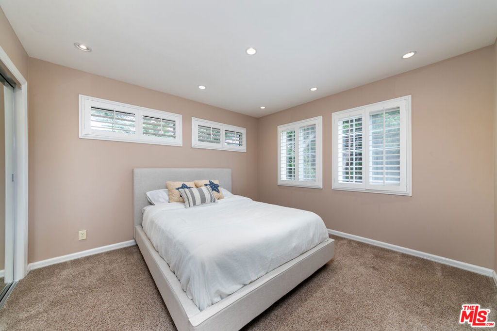 MLS #25575273 image #15