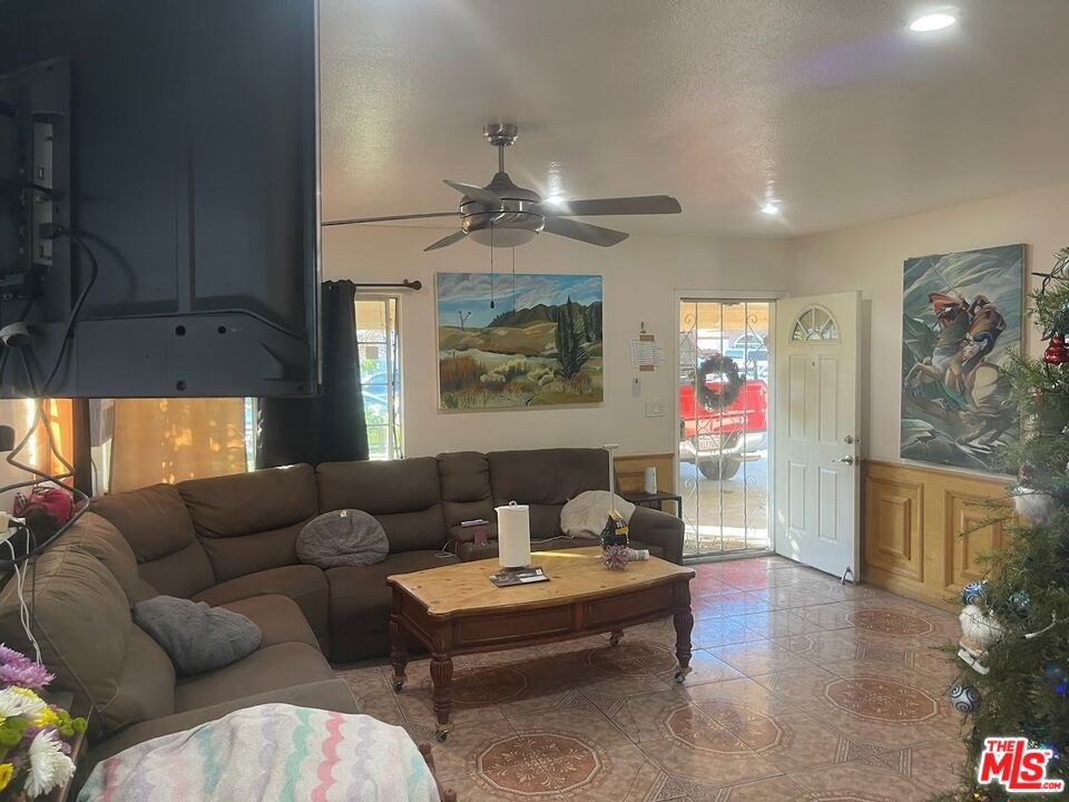 MLS #25575369 image #1