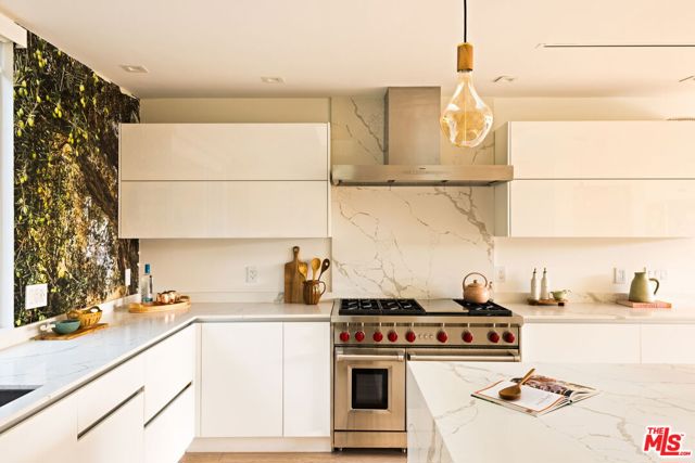 MLS #25575403 image #10