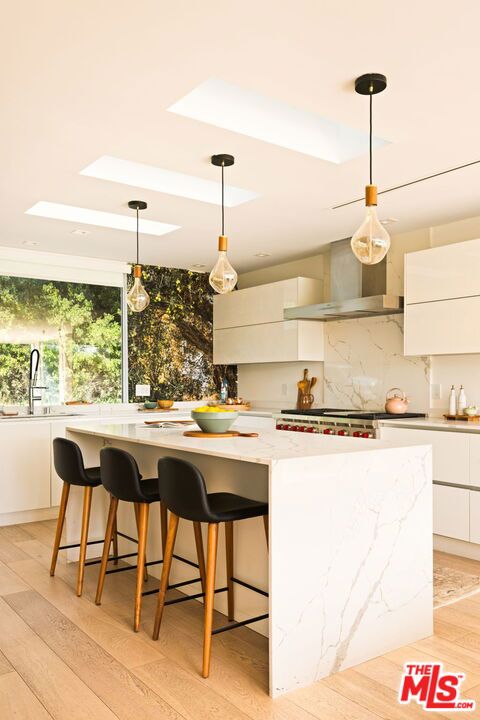 MLS #25575403 image #13