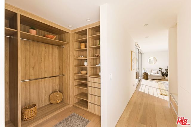 MLS #25575403 image #19