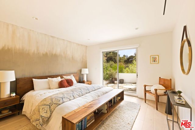 MLS #25575403 image #23