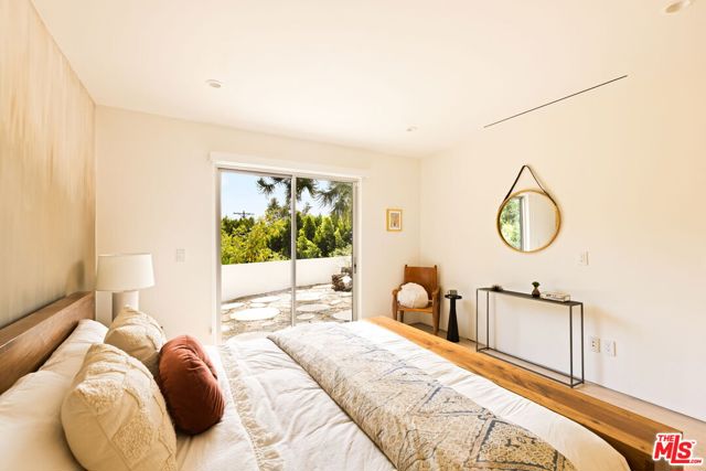 MLS #25575403 image #24