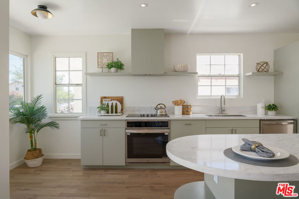 MLS #25575447 image #11