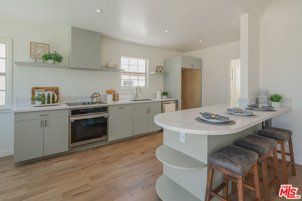 MLS #25575447 image #18