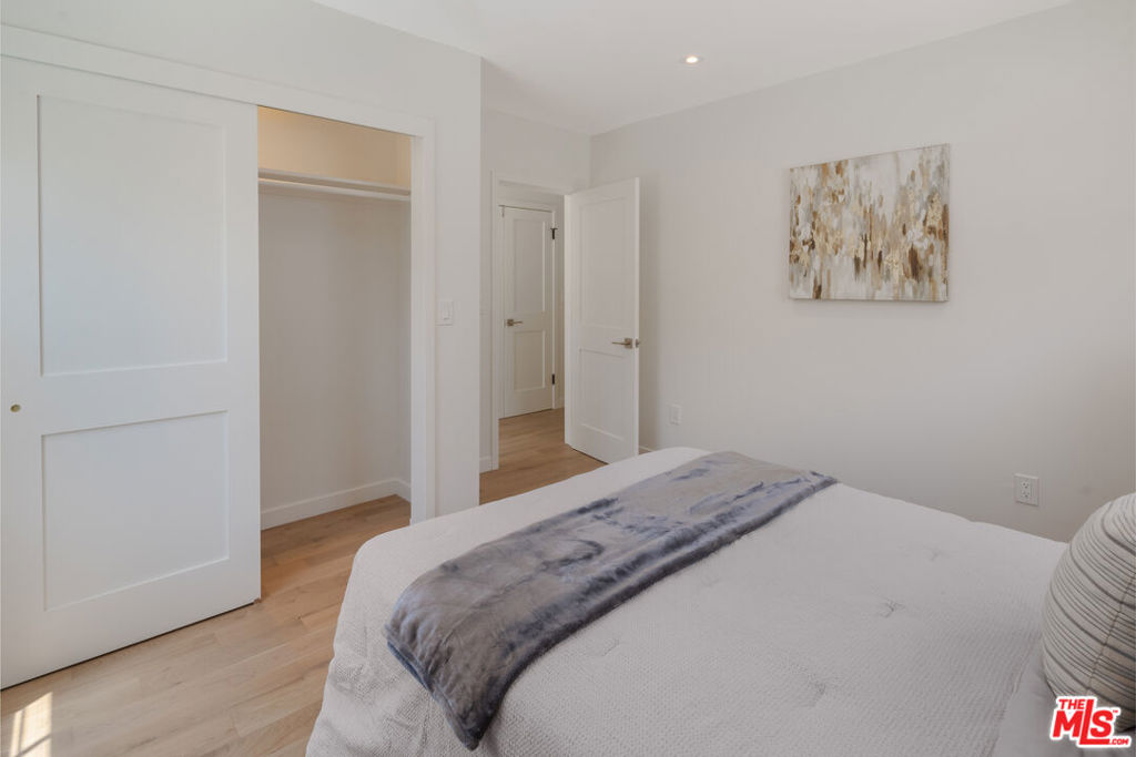 MLS #25575447 image #27