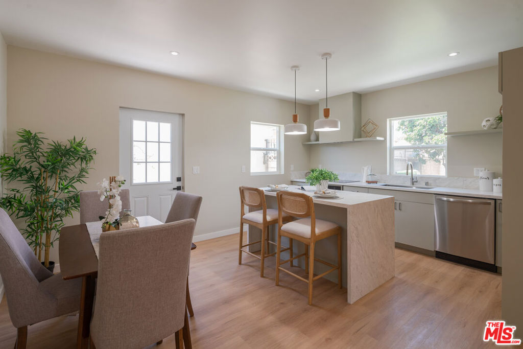 MLS #25575447 image #37