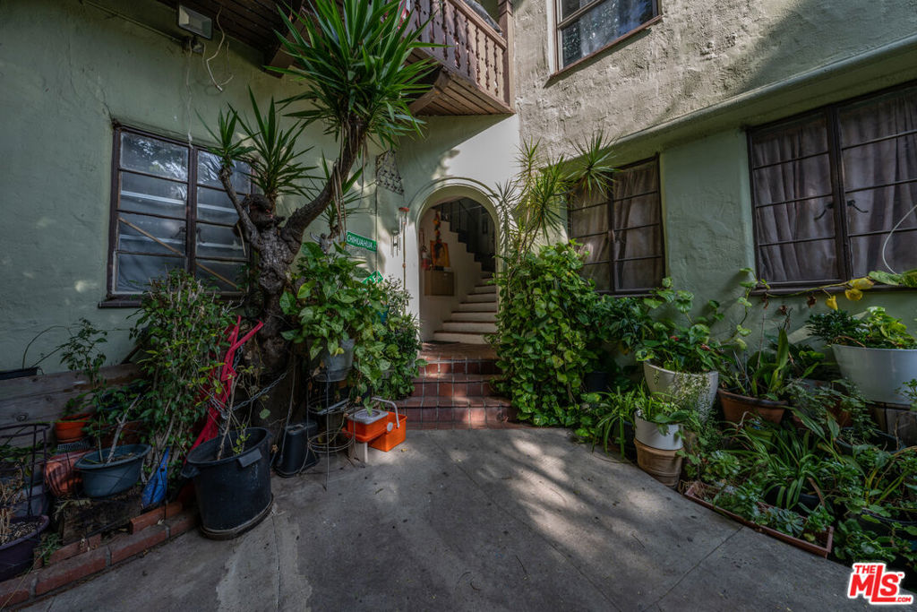 MLS #25575499 image #1