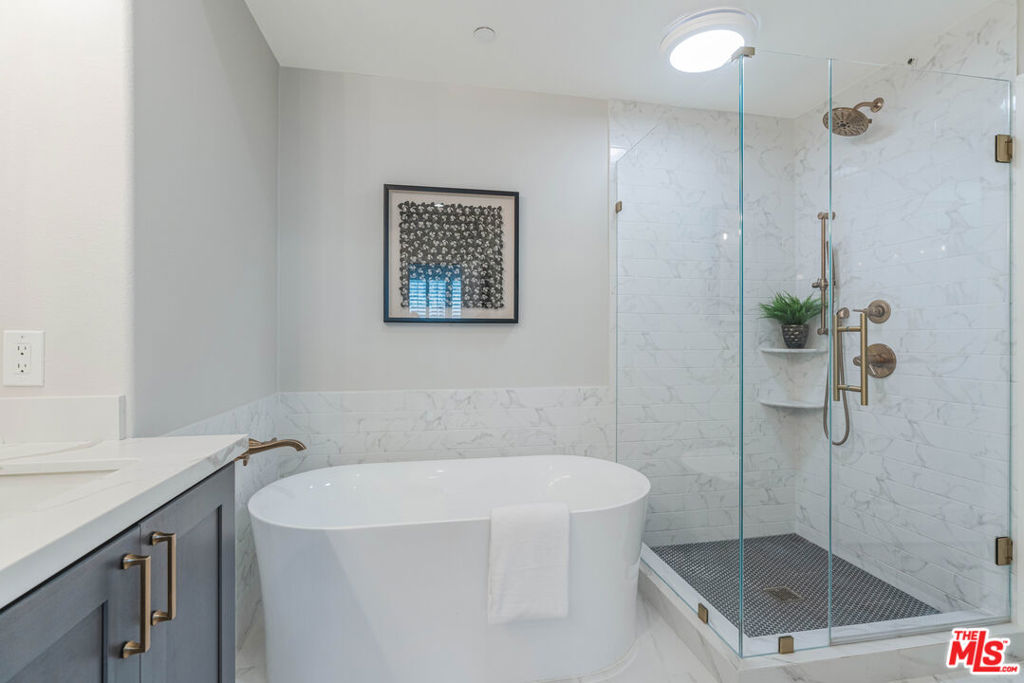 MLS #25575551 image #21