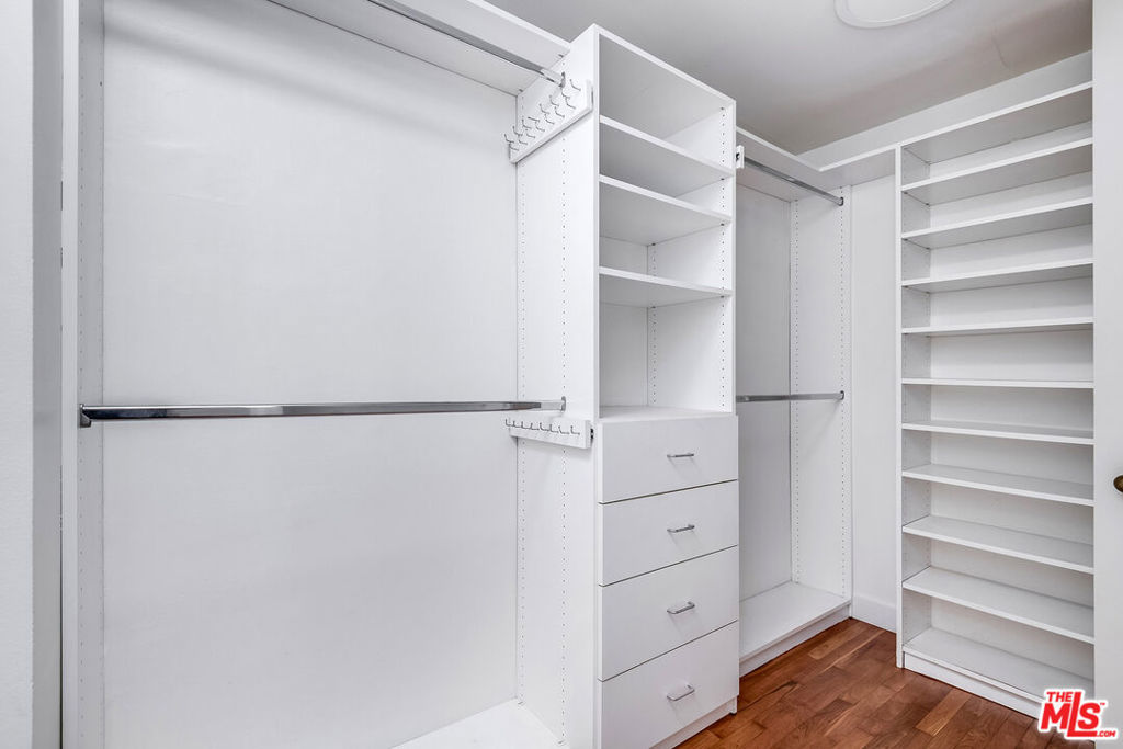 MLS #25575885 image #13