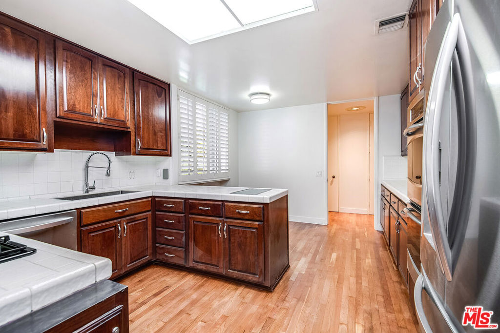 MLS #25575885 image #7