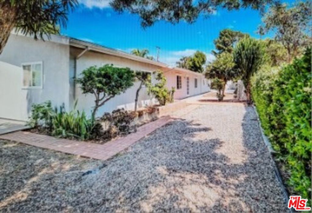 MLS #25575935 image #8