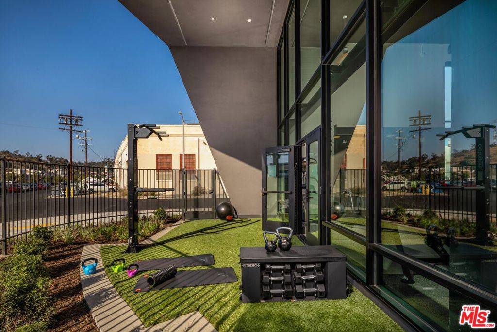 MLS #25576003 image #27