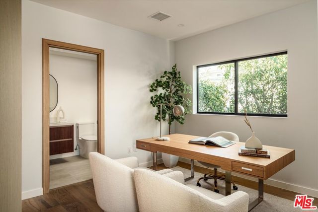 MLS #25576127 image #17