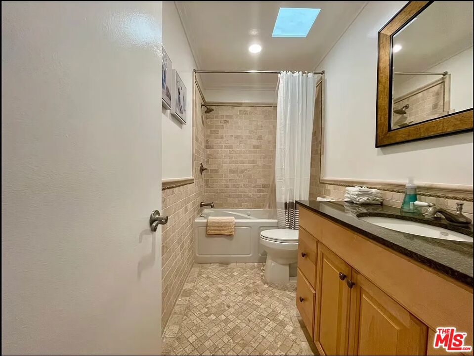 MLS #25576239 image #27