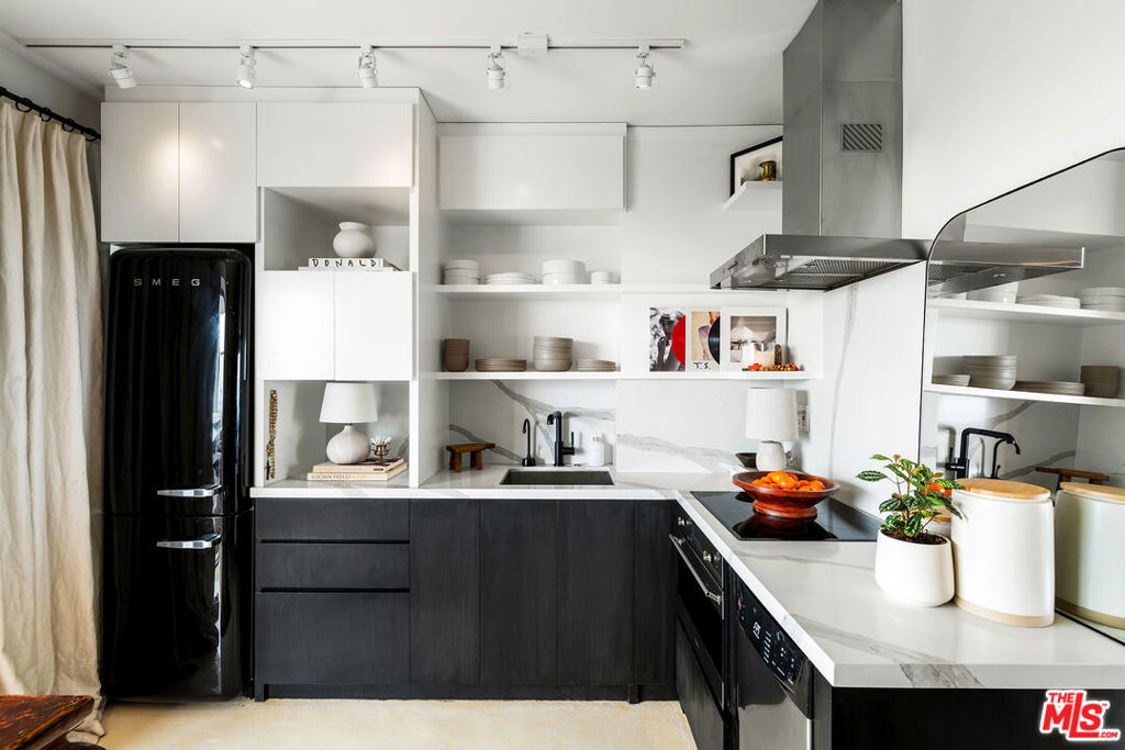 MLS #25576935 image #5