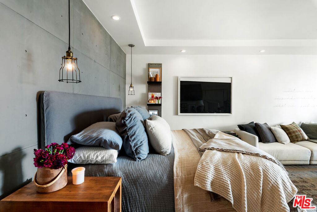 MLS #25576935 image #7