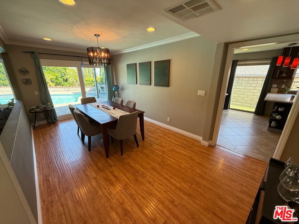 MLS #25577051 image #24