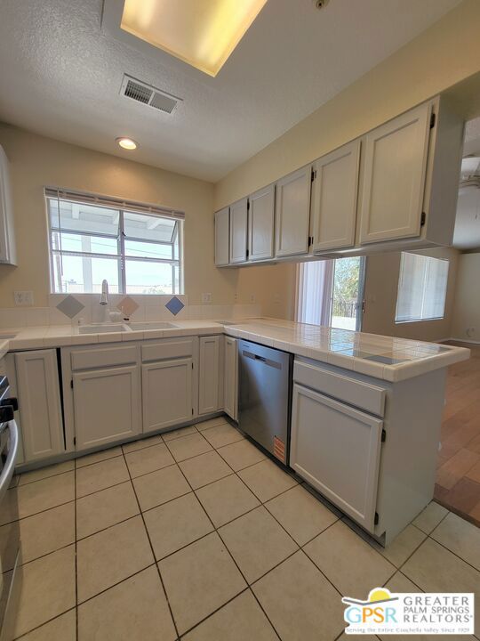 MLS #25577053PS image #17