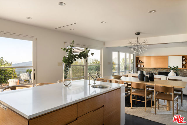 MLS #25577397 img 23