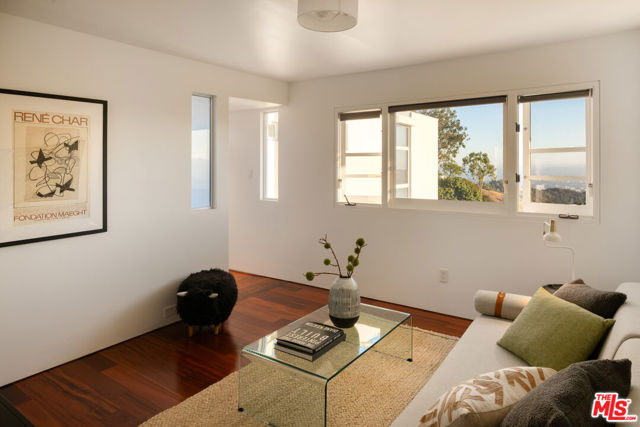 MLS #25577397 img 28