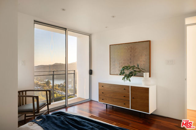 MLS #25577397 img 36