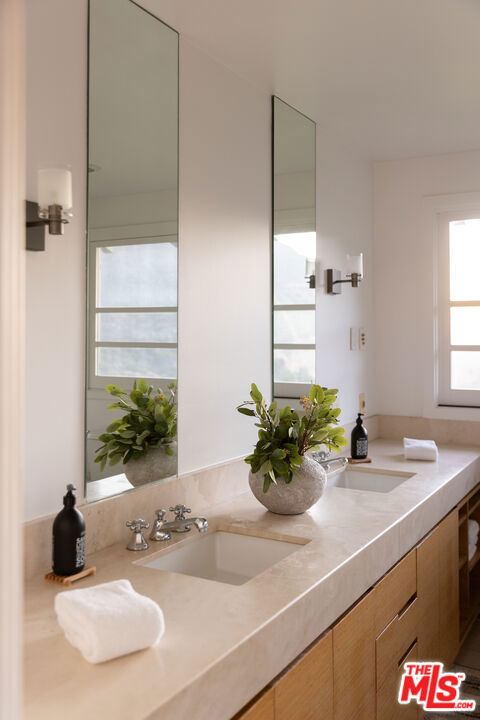 MLS #25577397 img 46