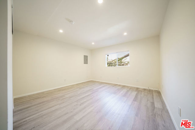 MLS #25577437 image #10