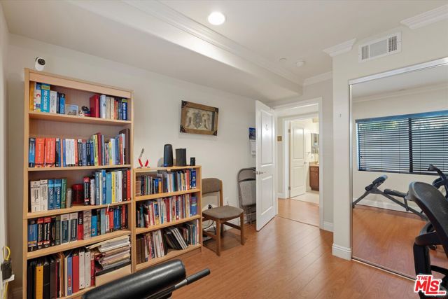 MLS #25577459 image #21